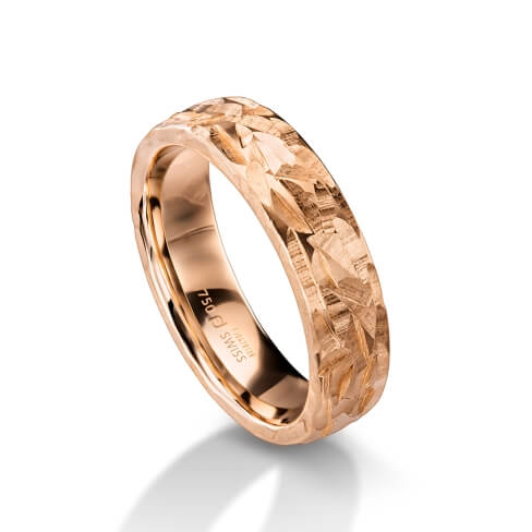 Man's world wedding ring in red gold
